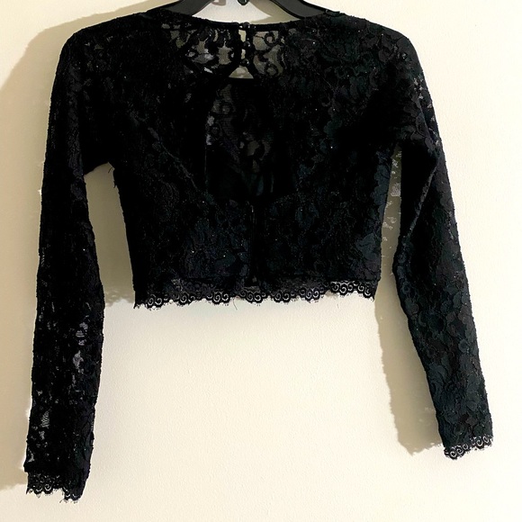 Sequin Hearts 2pc laced top/ skirt. Sz 9 - Picture 2 of 4